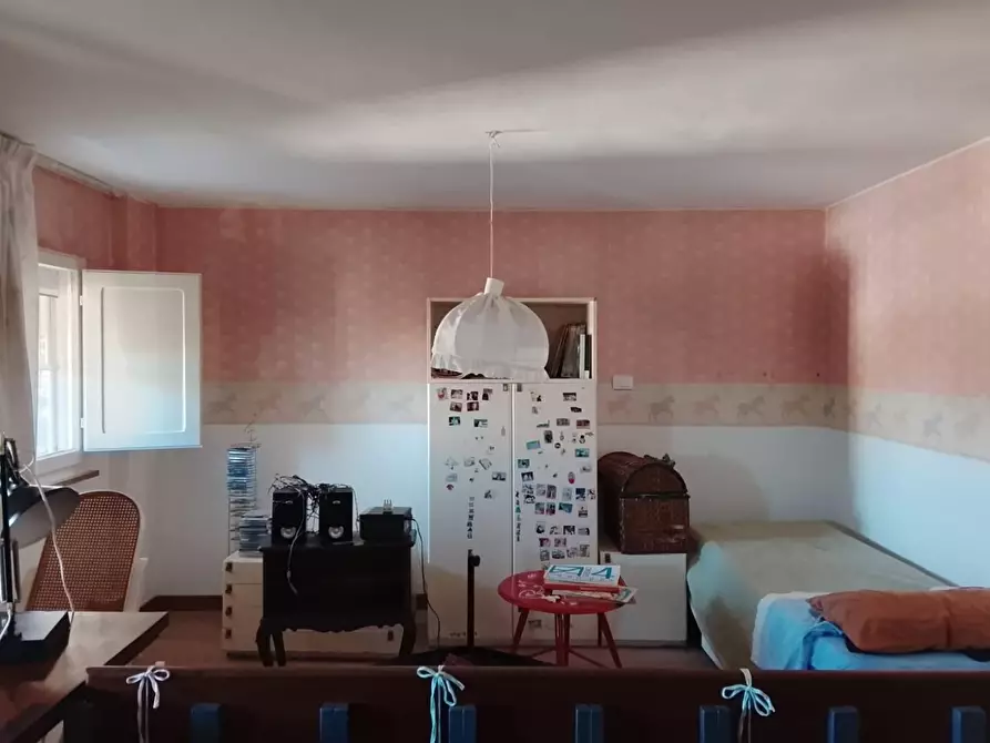 Immagine 8 di Appartamento in vendita  a Livorno