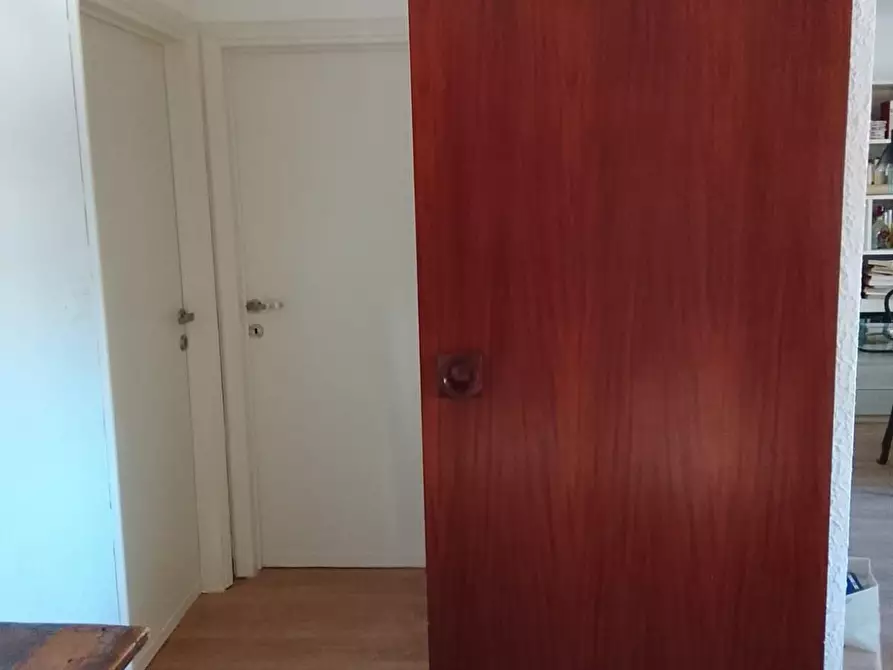 Immagine 7 di Appartamento in vendita  a Livorno