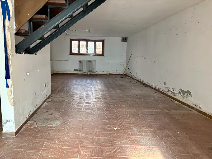 Immagine 10 di Casa bifamiliare in vendita  a Empoli