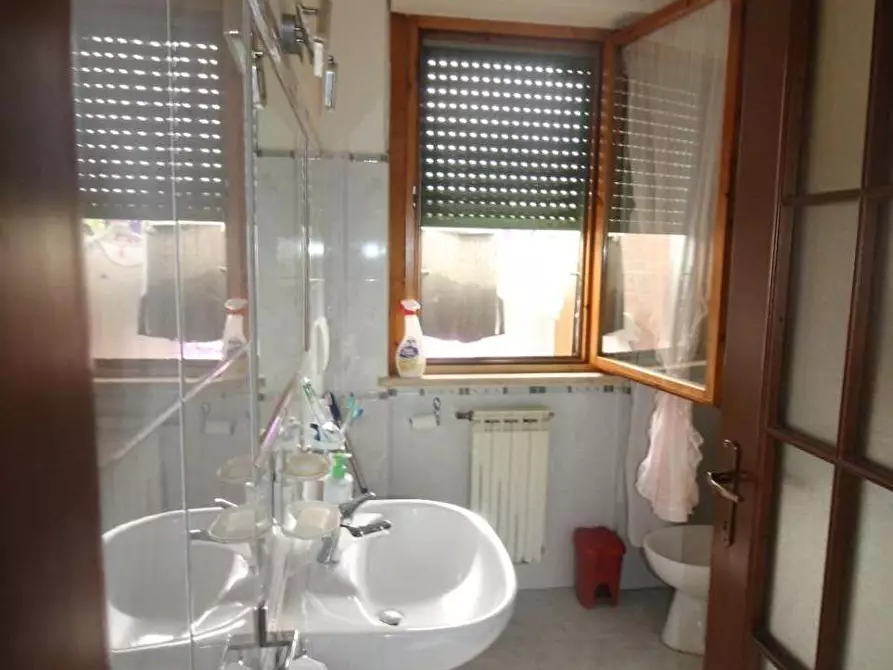 Immagine 11 di Appartamento in vendita  a Colle Di Val D'elsa