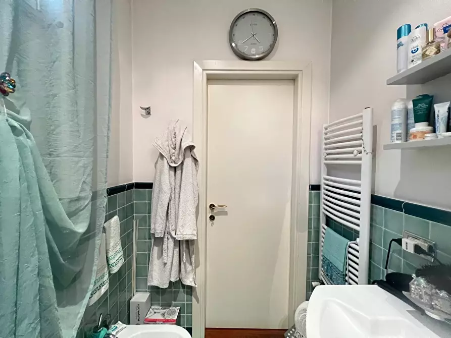 Immagine 13 di Villa in vendita  a Pontedera