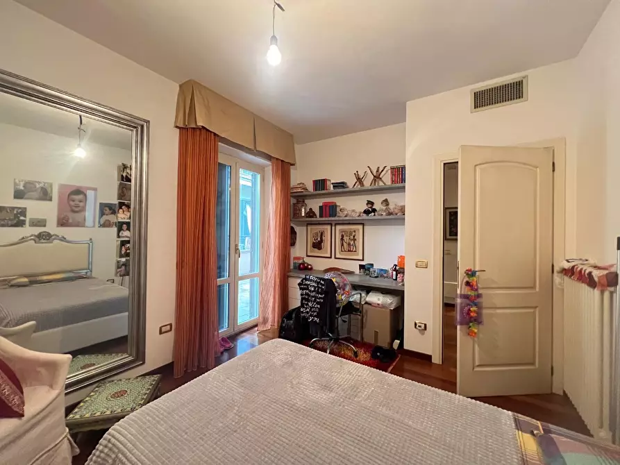 Immagine 23 di Villa in vendita  a Pontedera