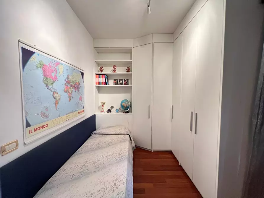 Immagine 18 di Villa in vendita  a Pontedera