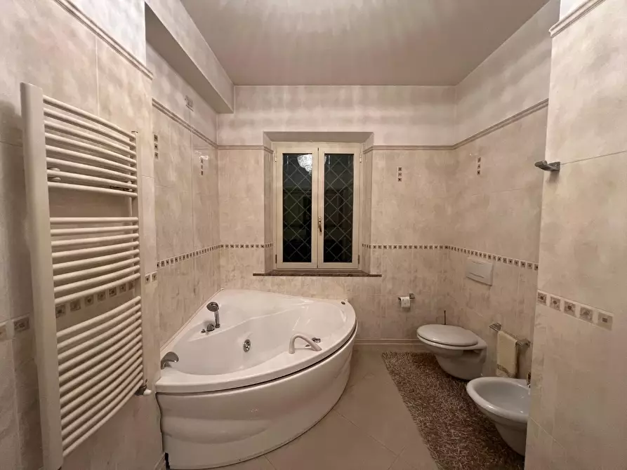 Immagine 25 di Villa in vendita  a Pontedera