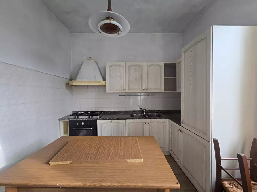 Immagine 3 di Porzione di casa in vendita  a Monticiano