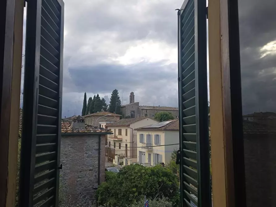 Immagine 5 di Porzione di casa in vendita  a Monticiano