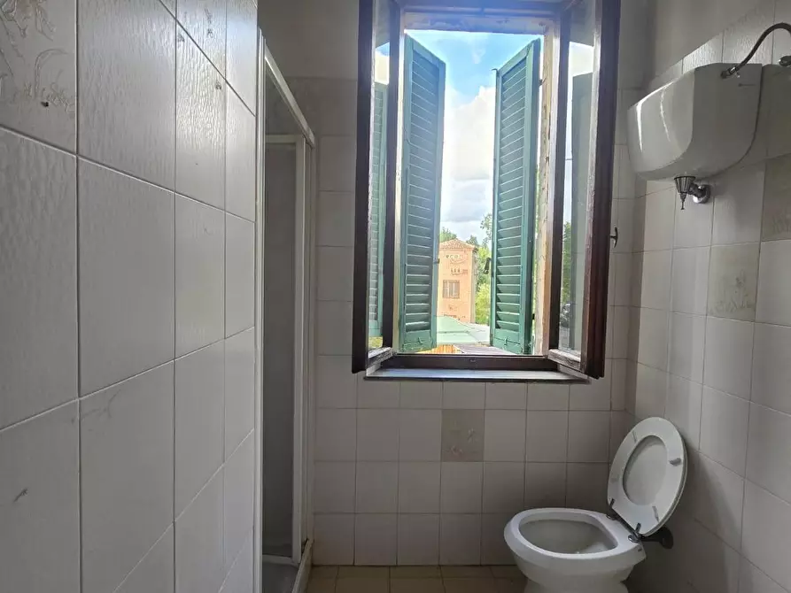 Immagine 19 di Porzione di casa in vendita  a Monticiano