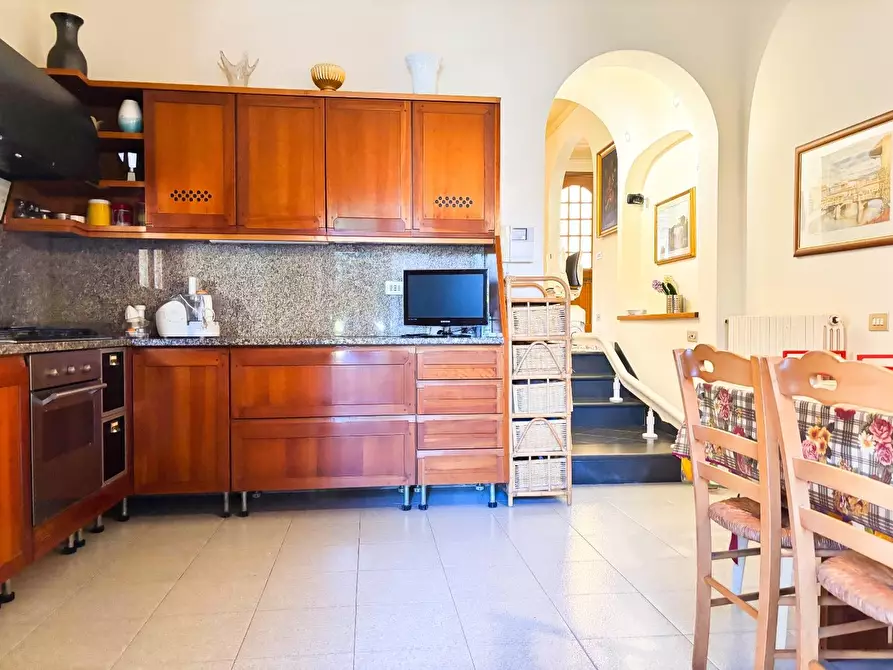 Immagine 9 di Appartamento in vendita  a Empoli