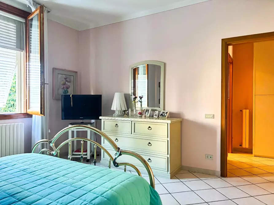 Immagine 28 di Appartamento in vendita  a Empoli