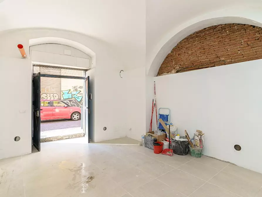 Immagine 4 di Negozio in affitto  a Catania