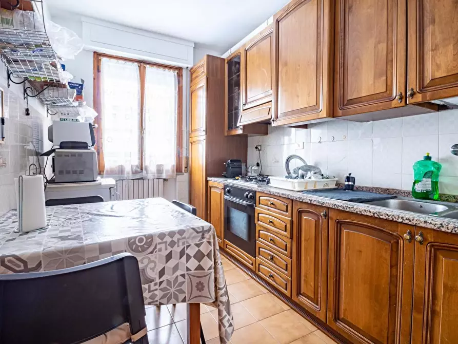 Immagine 7 di Appartamento in vendita  a Pisa