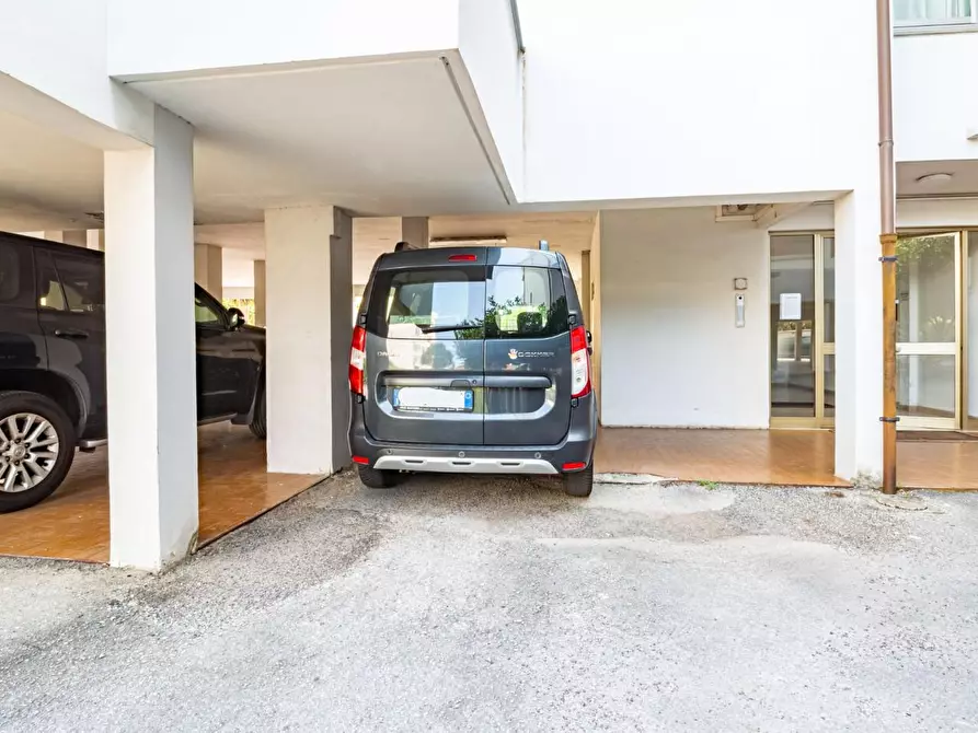 Immagine 18 di Appartamento in vendita  a Pisa