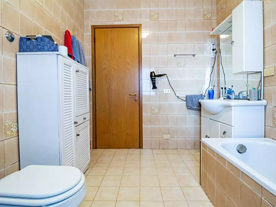 Immagine 15 di Appartamento in vendita  a Pisa