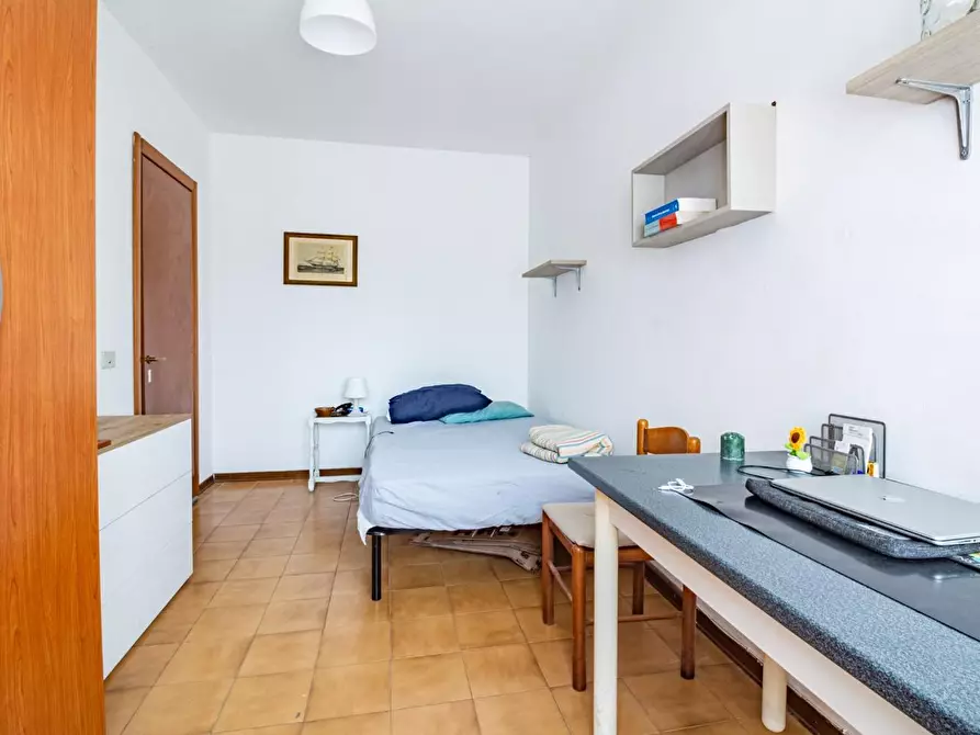 Immagine 6 di Appartamento in vendita  a Pisa