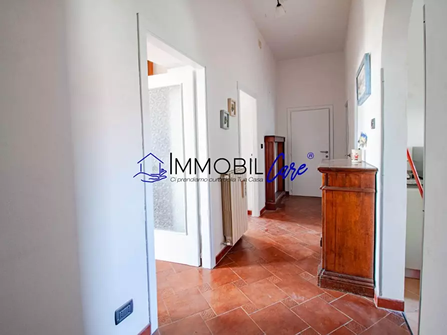 Immagine 6 di Appartamento in vendita  a Livorno