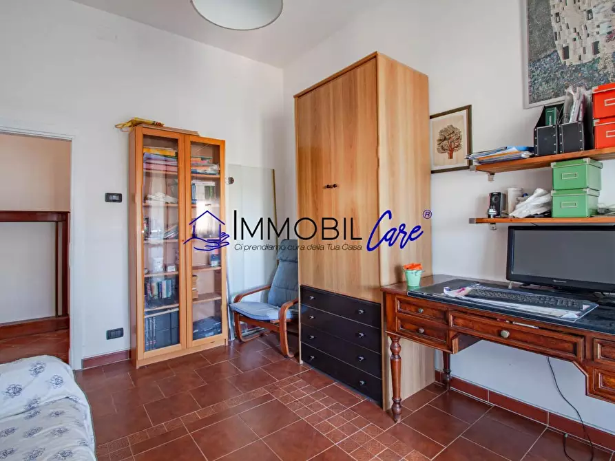 Immagine 12 di Appartamento in vendita  a Livorno