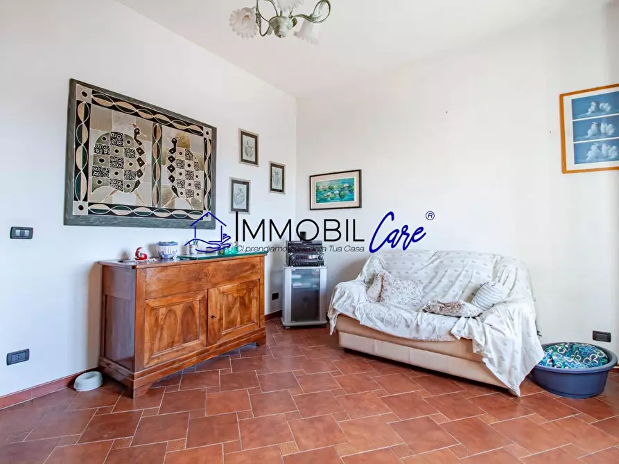 Immagine 2 di Appartamento in vendita  a Livorno