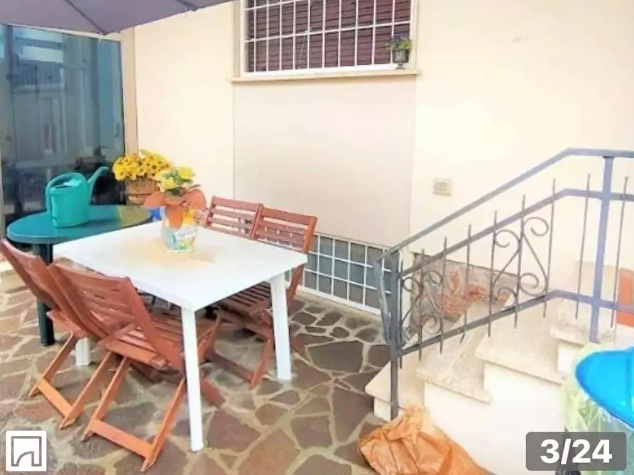 Immagine 5 di Terratetto in vendita  a Camaiore