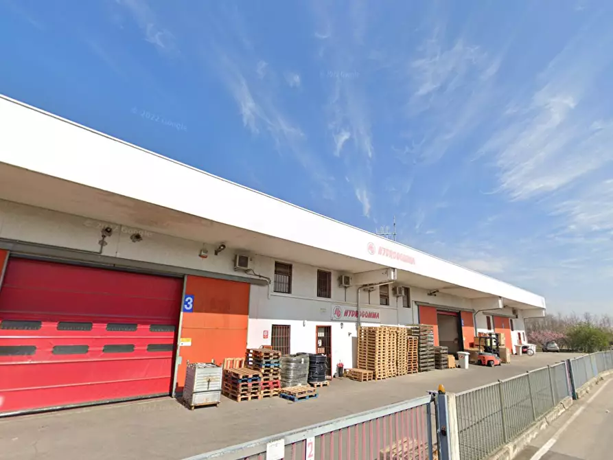 Immagine 7 di Capannone industriale in vendita  a Sulbiate