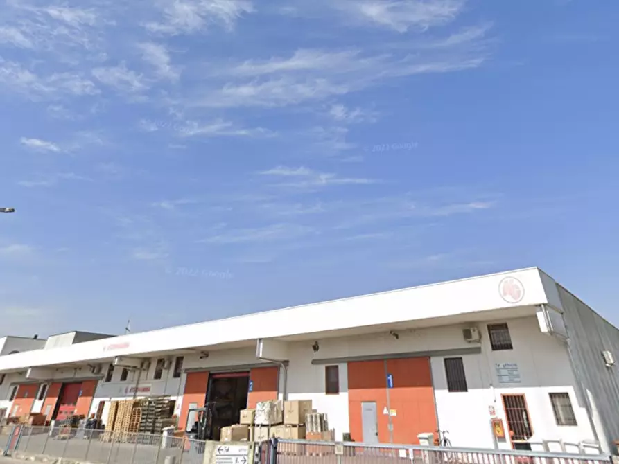 Immagine 15 di Capannone industriale in vendita  a Sulbiate