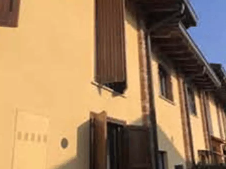 Immagine 5 di Villetta a schiera in vendita  a Certosa Di Pavia
