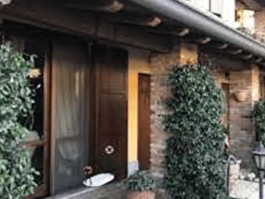 Immagine 4 di Villetta a schiera in vendita  a Certosa Di Pavia