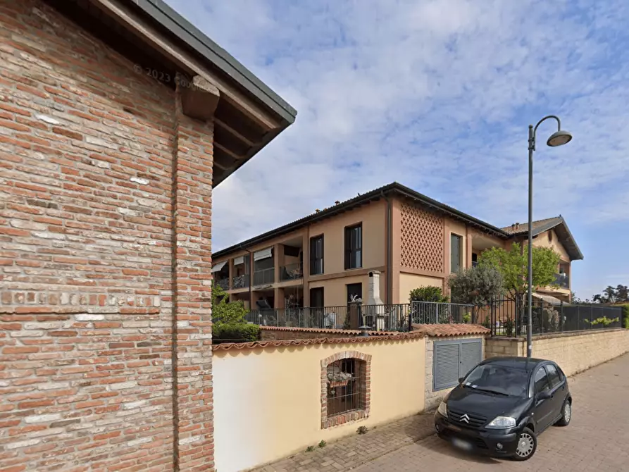 Immagine 17 di Villetta a schiera in vendita  a Certosa Di Pavia