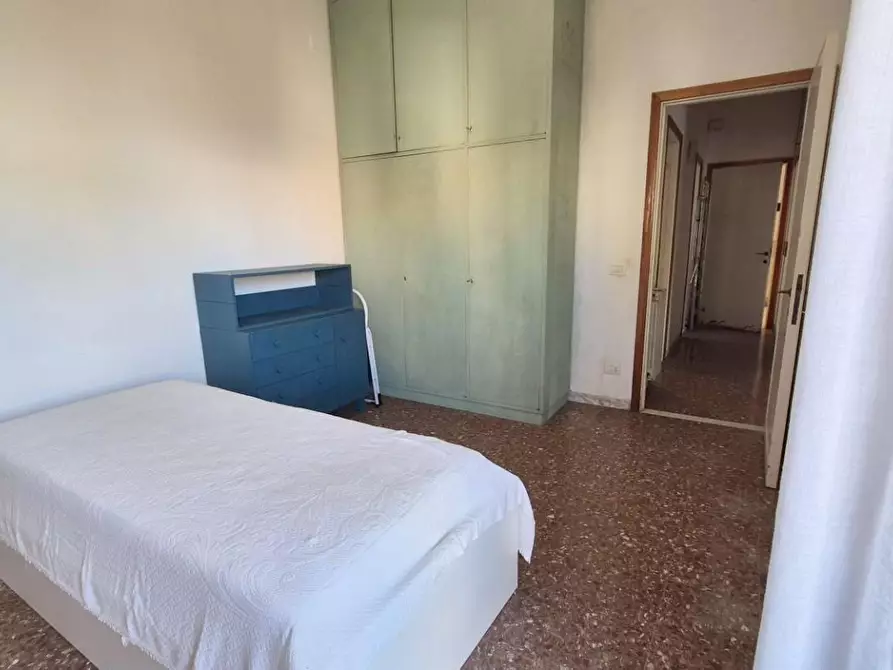 Immagine 67 di Appartamento in vendita  a Viareggio