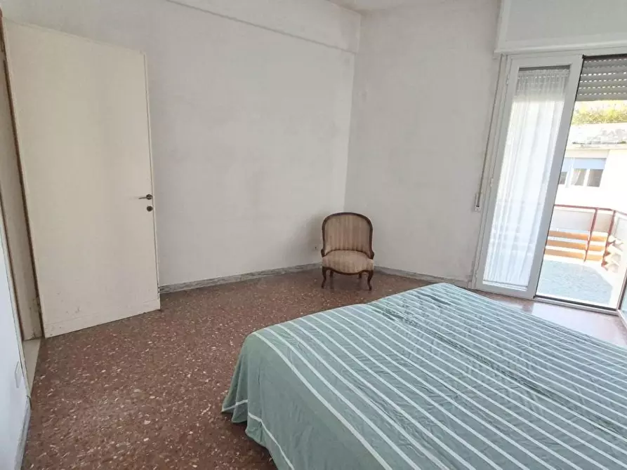 Immagine 73 di Appartamento in vendita  a Viareggio