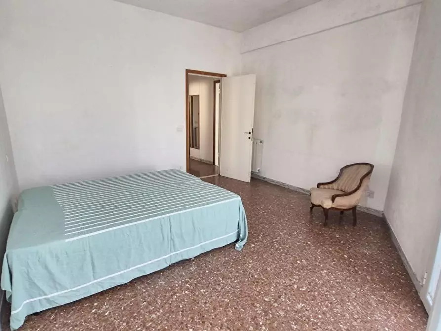 Immagine 78 di Appartamento in vendita  a Viareggio