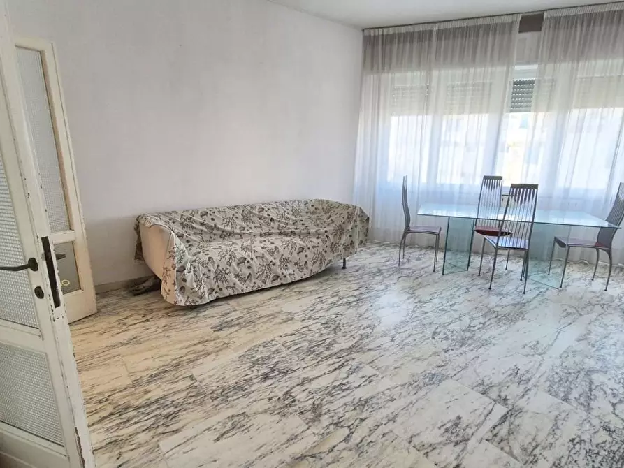 Immagine 9 di Appartamento in vendita  a Viareggio