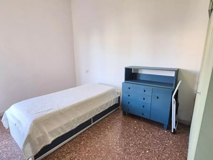 Immagine 59 di Appartamento in vendita  a Viareggio