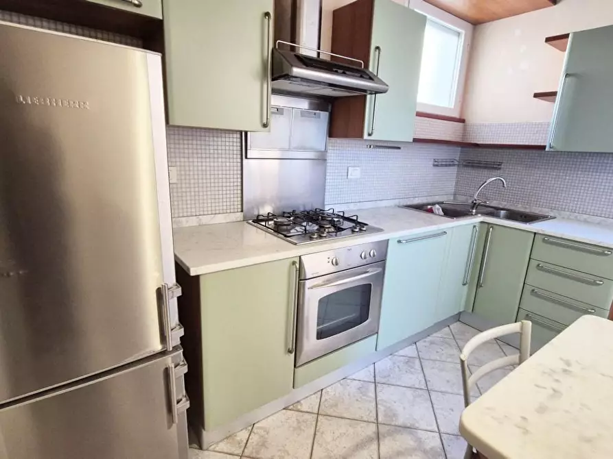 Immagine 34 di Appartamento in vendita  a Viareggio