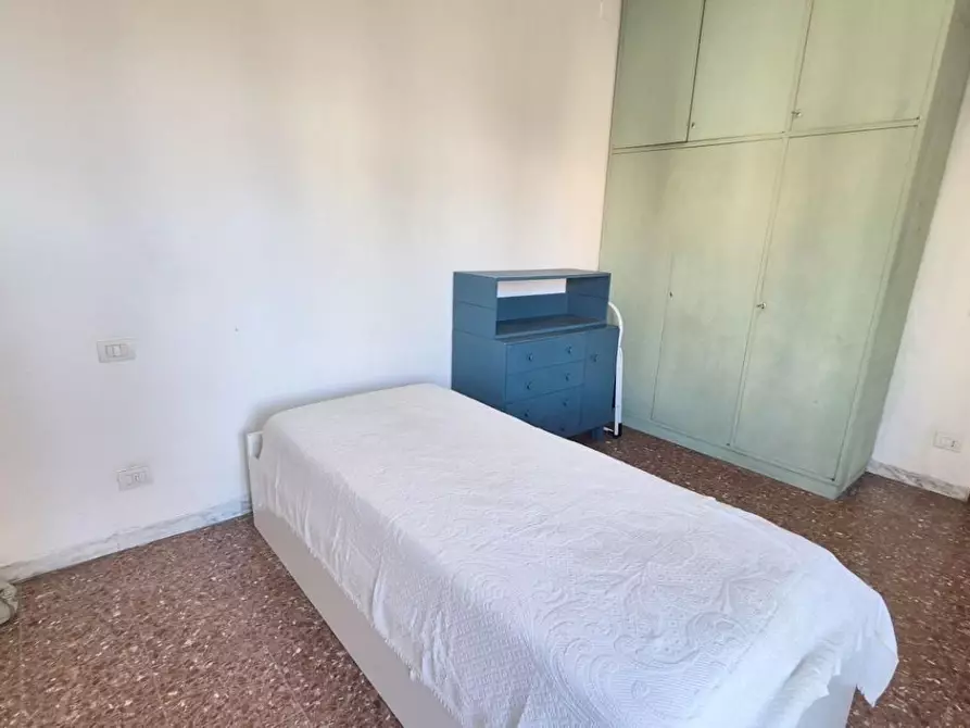 Immagine 66 di Appartamento in vendita  a Viareggio