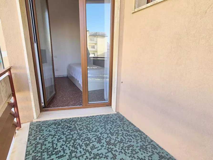 Immagine 64 di Appartamento in vendita  a Viareggio