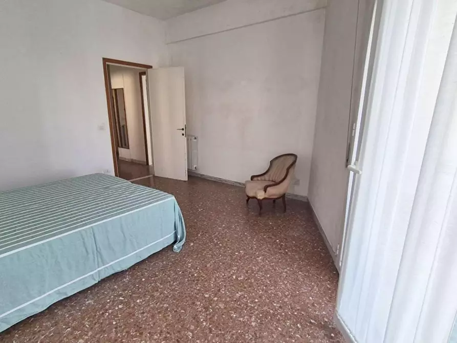 Immagine 79 di Appartamento in vendita  a Viareggio