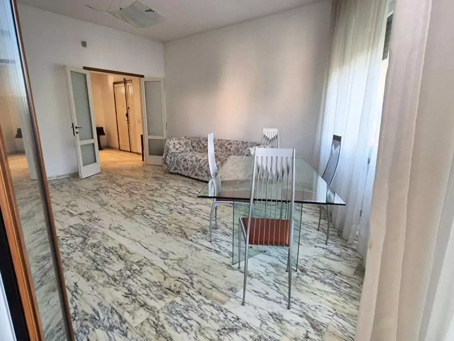 Immagine 17 di Appartamento in vendita  a Viareggio