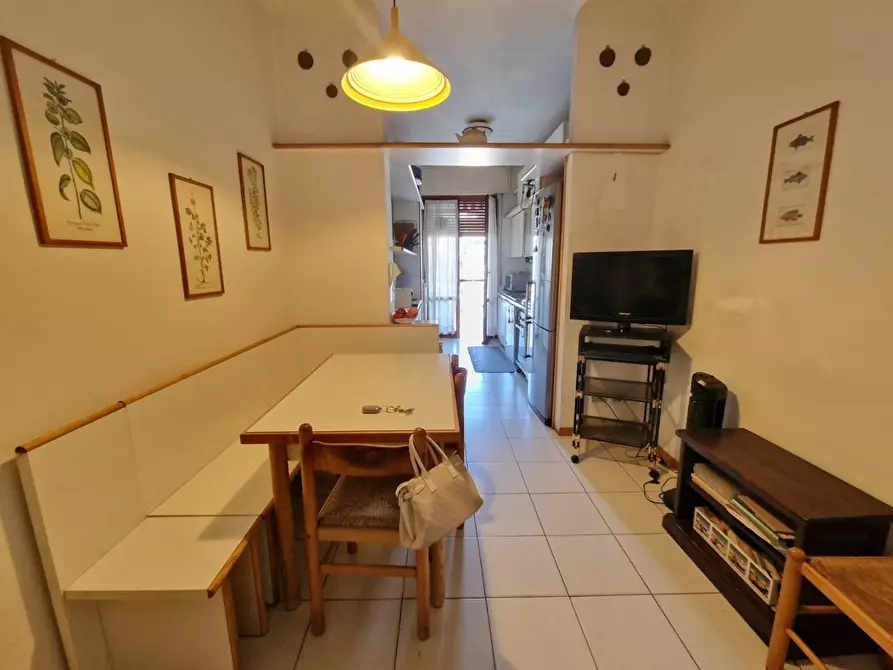 Immagine 6 di Appartamento in vendita  a Carrara