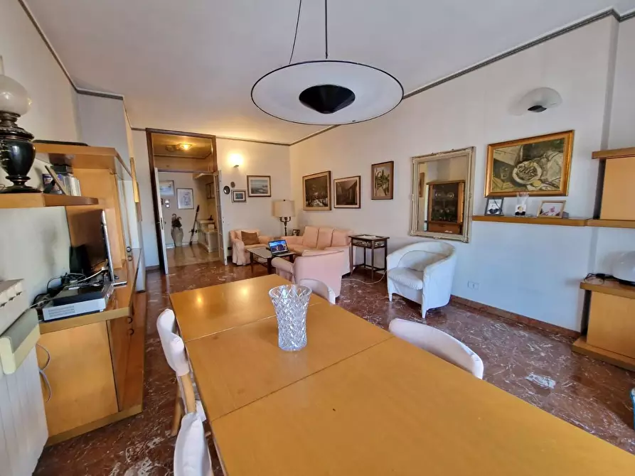 Immagine 4 di Appartamento in vendita  a Carrara