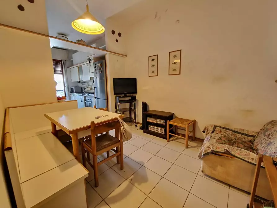 Immagine 7 di Appartamento in vendita  a Carrara