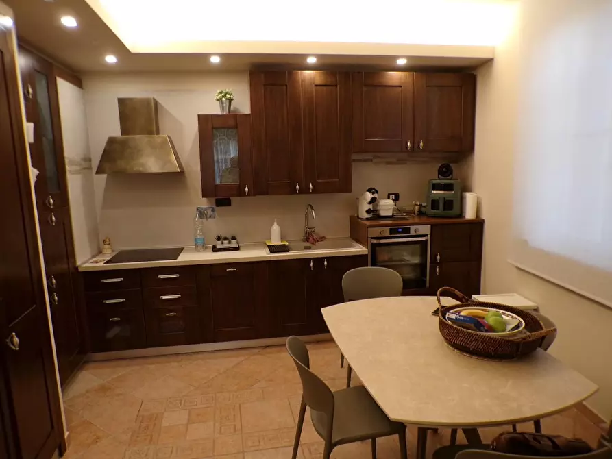 Immagine 2 di Terratetto in vendita  a Cascina