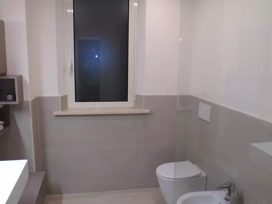 Immagine 39 di Terratetto in vendita  a Cascina