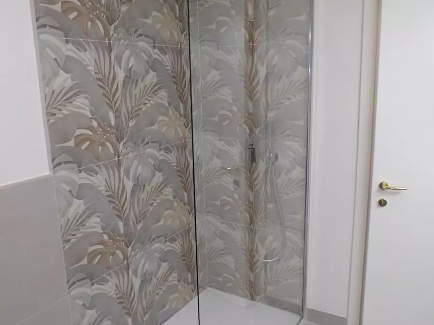 Immagine 40 di Terratetto in vendita  a Cascina