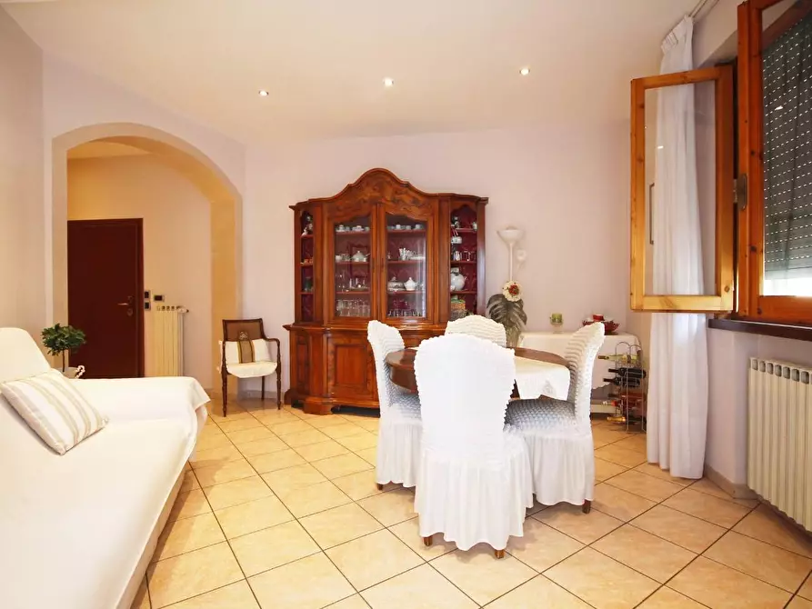 Immagine 6 di Appartamento in vendita  a Empoli