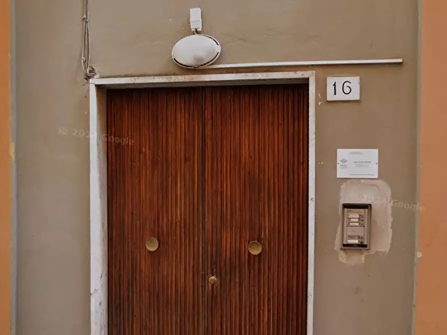 Immagine 5 di Appartamento in vendita  a Pisa