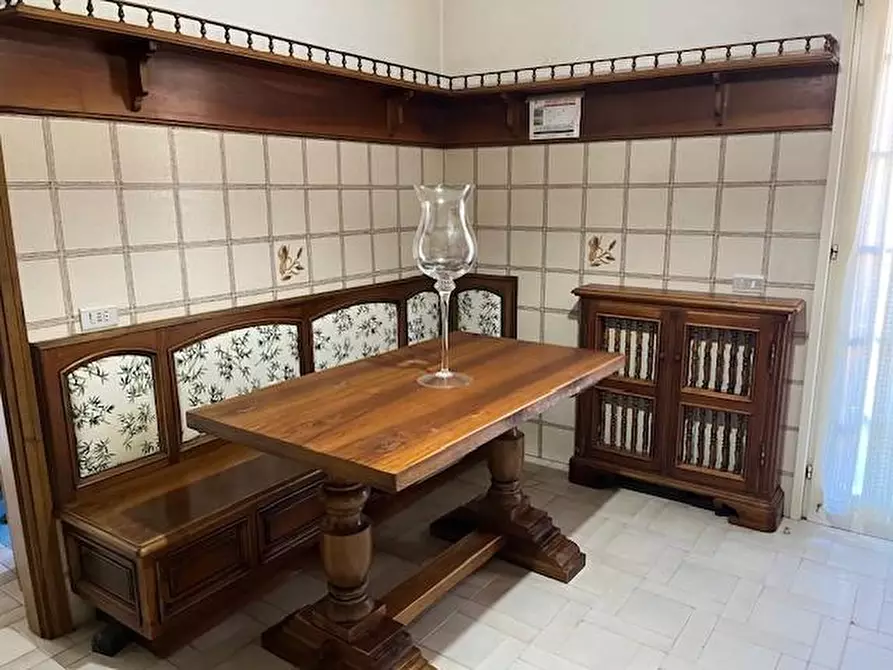 Immagine 9 di Villetta a schiera in vendita  a Viareggio