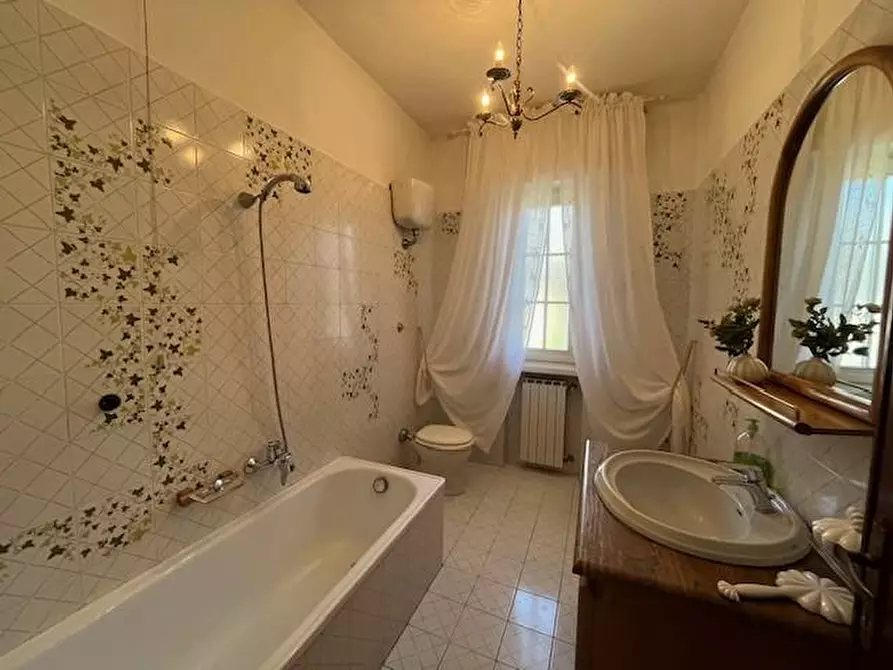 Immagine 20 di Villetta a schiera in vendita  a Viareggio