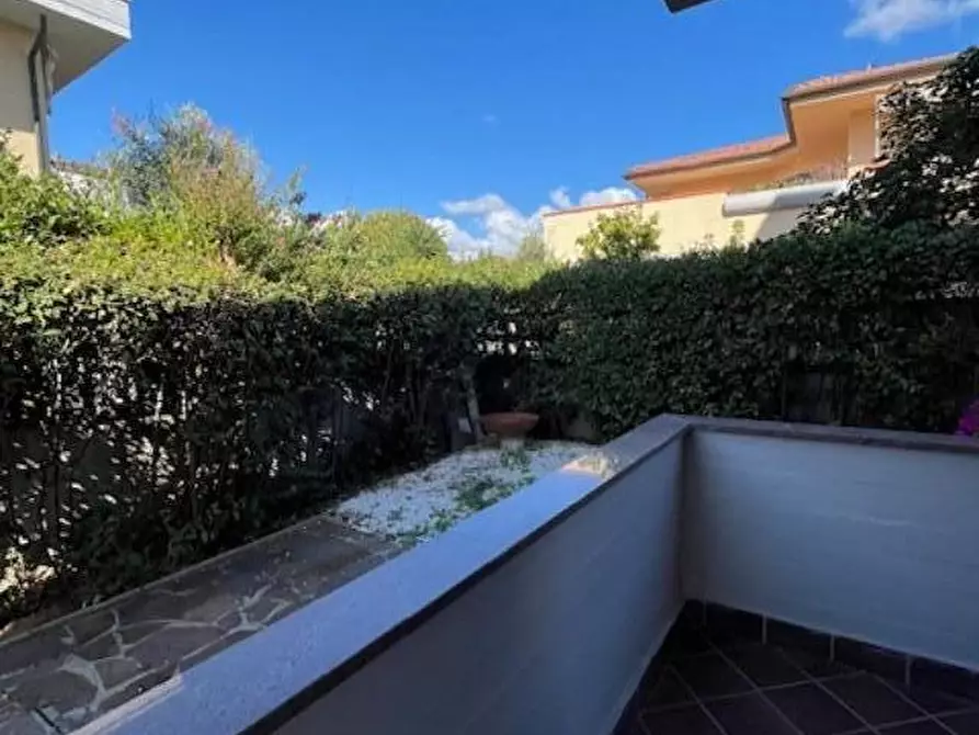 Immagine 7 di Villetta a schiera in vendita  a Viareggio