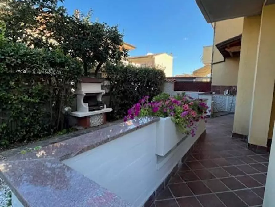 Immagine 5 di Villetta a schiera in vendita  a Viareggio