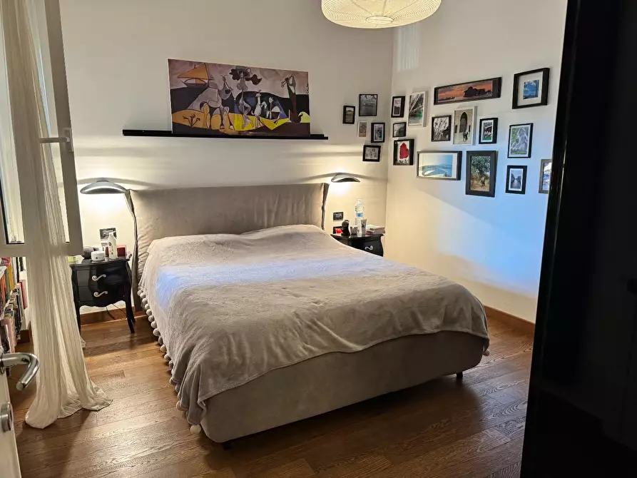 Immagine 7 di Appartamento in vendita  a Viareggio